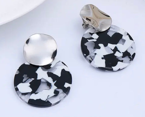 Round Acrylic Resin Drop Clip On Earrings Black And White
