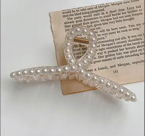 Pearl Claw Hair Clip 11.5cm