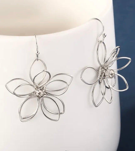 Daisy Flower Metal Earrings Silver