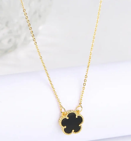 Stainless Steel Gold Plated Chain With Natural Stone Flower Black